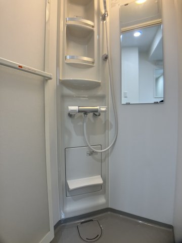 アーバングレース市川のシャワールーム