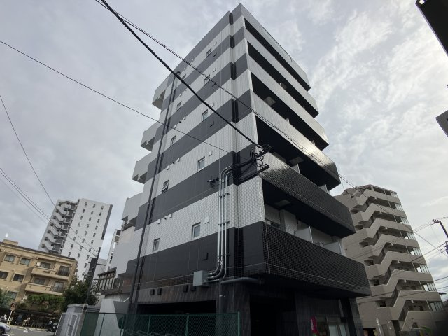 アーバングレース市川の外観