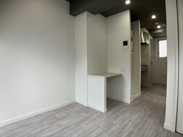 アーバングレース市川の洋室