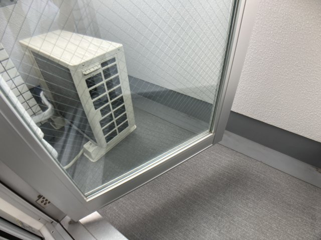 アーバングレース市川のバルコニー