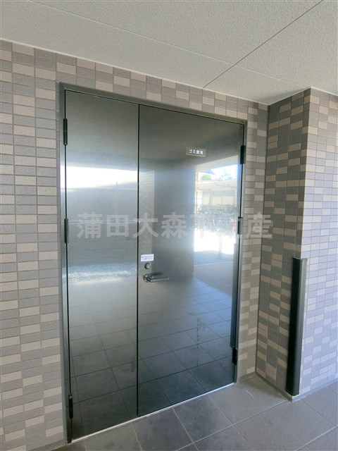 ルーブル東蒲田十番館のその他共用部分|曜日時間関係なくゴミ出し可能なゴミ捨て場！