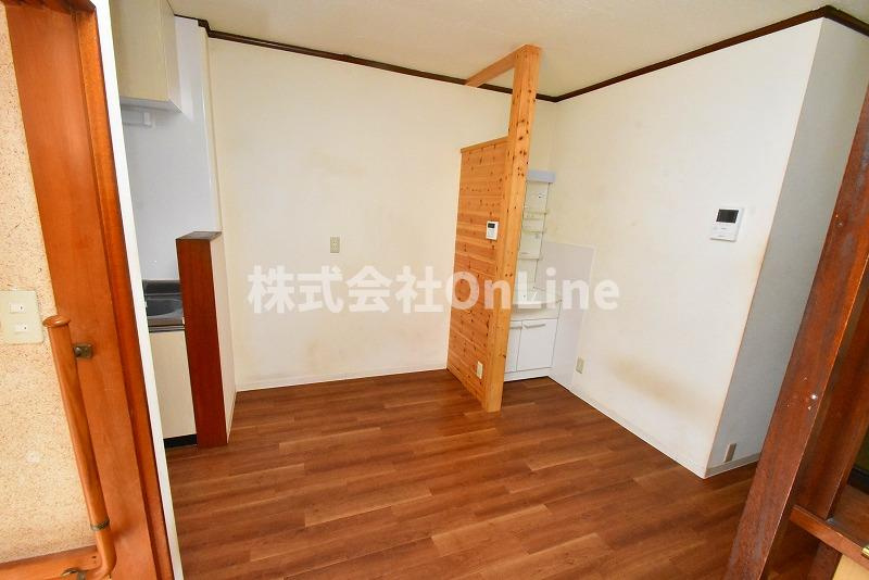 福万寺町南2丁目貸家の居間・リビング