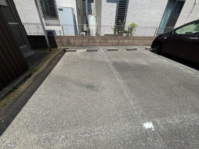 メゾン吉田　北棟の駐車場