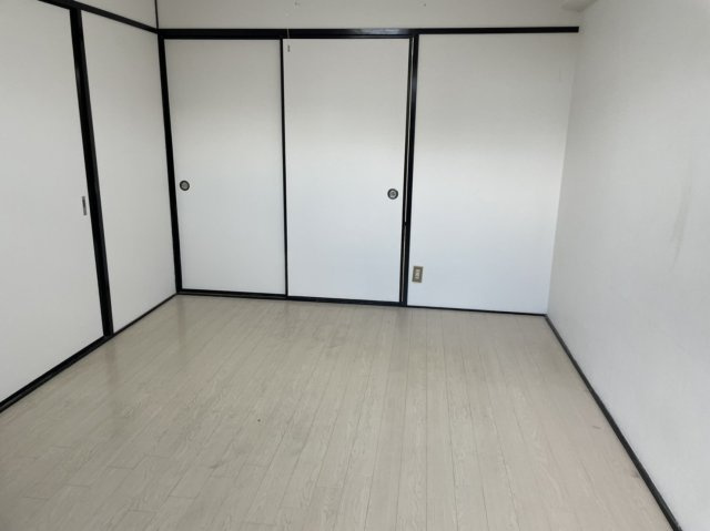 【寝室】 | パシフィック花園町