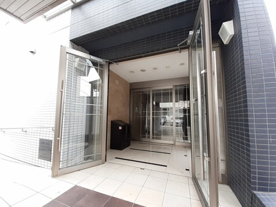 【エントランス】 | プレステージ空港東