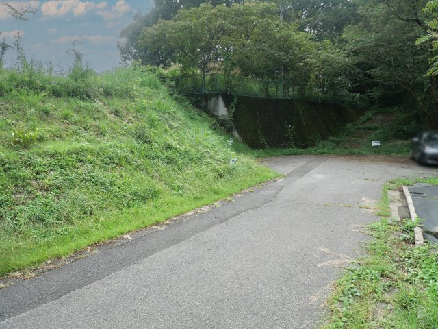 南那須・大金台林間住宅地④の前面道路含む現地写真