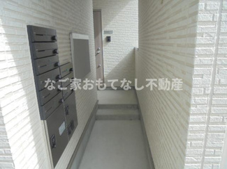 【エントランス】