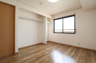 【内装】 | ロイヤルフローリッシュ