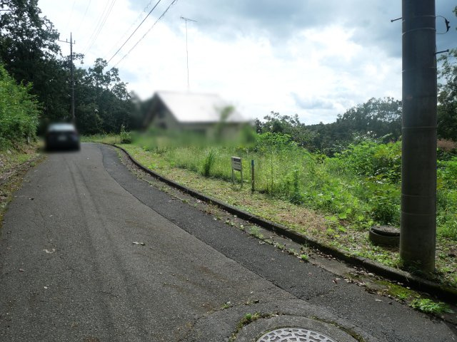 南那須・大金台林間住宅地⑤の前面道路含む現地写真