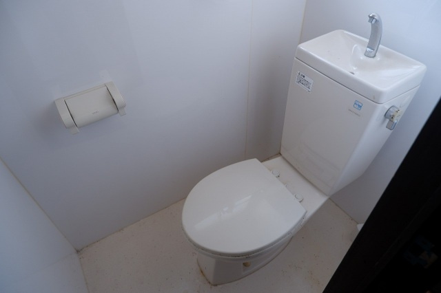 吉島マンションのトイレ|ゆったりとした空間のトイレです