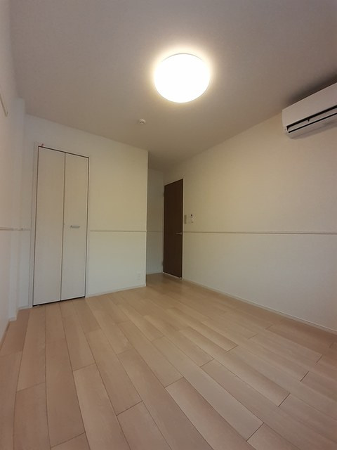 ヴィア　ラッテアの寝室