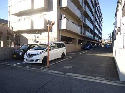 【駐車場】 | サーパス楽々園第2