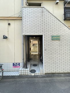 【エントランス】