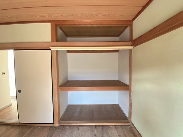 上田町貸家の収納
