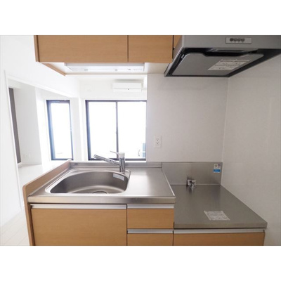 【キッチン】 | YMP駅南 | 別号室の写真になります。現況優先。