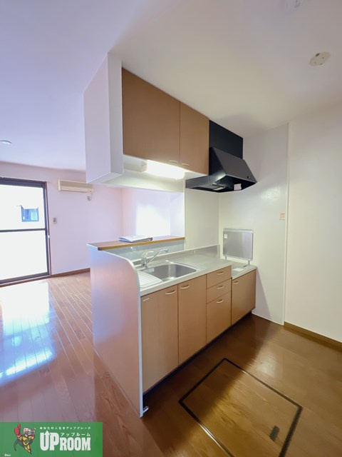 ラ・プレミール Ｃのキッチン