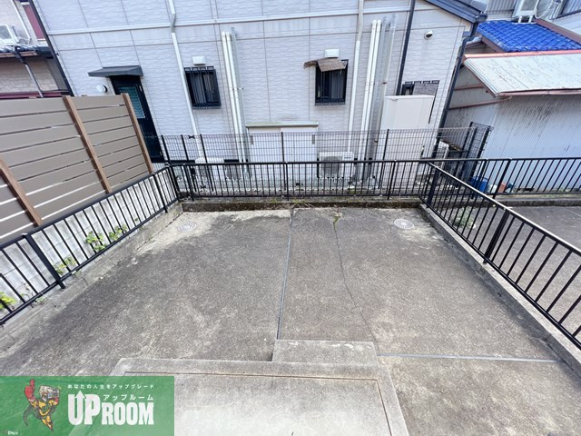 ラ・プレミール Ｃの庭