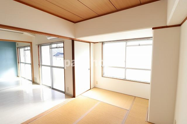島谷グランドハイツの内装|おしゃれな内装です