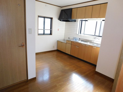 【居間・リビング】 | ハイツニューポート