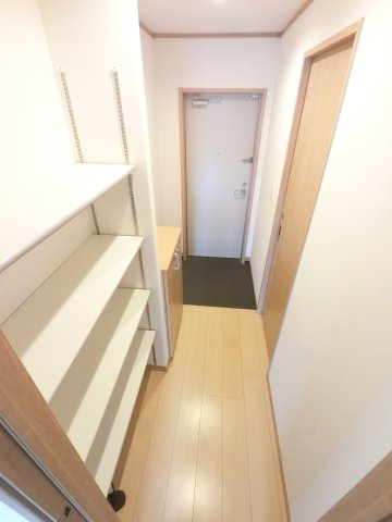 ＬＡＵＲＥＬ西船橋の玄関