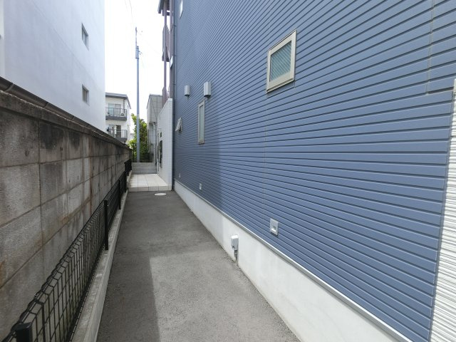 ＬＡＵＲＥＬ西船橋のエントランス