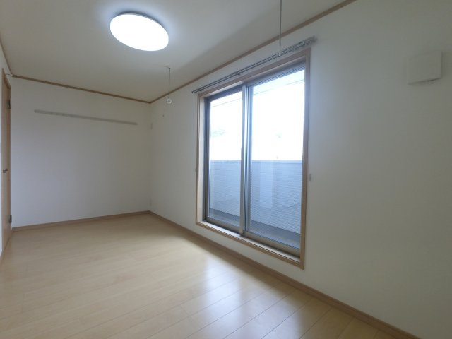 ＬＡＵＲＥＬ西船橋の洋室