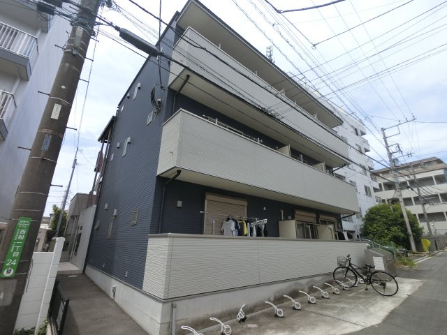 ＬＡＵＲＥＬ西船橋の外観