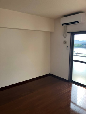 【居間・リビング】 | アクアシティオーシャンビュー | 別号室の写真になります。現況優先。