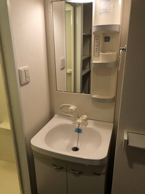 【洗面所】 | アクアシティオーシャンビュー | 別号室の写真になります。現況優先。