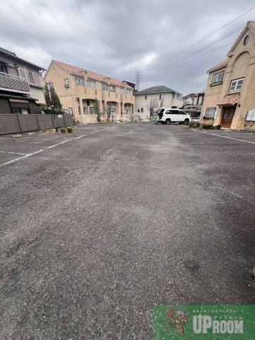 マグノリアⅡの駐車場