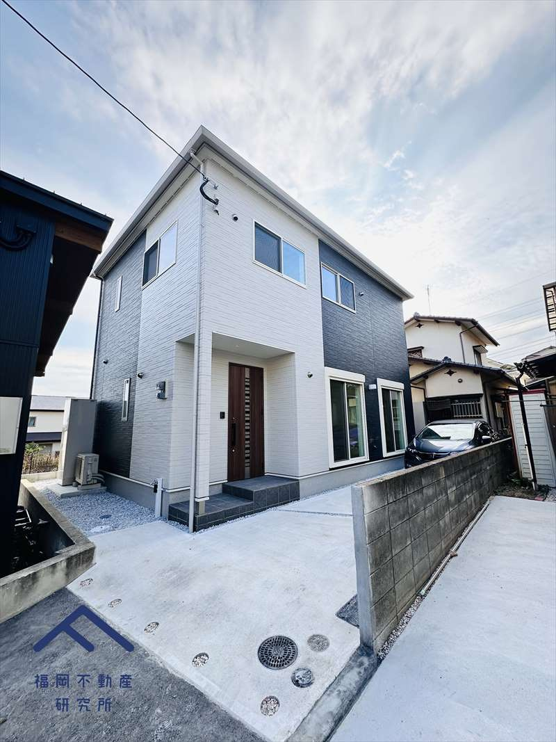 東区多々良２丁目　戸建て