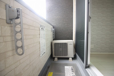 【バルコニー】 | レジアス | 別号室の写真になります。現況優先。