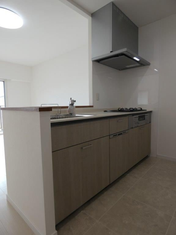 福生市大字熊川の中古マンションのキッチン