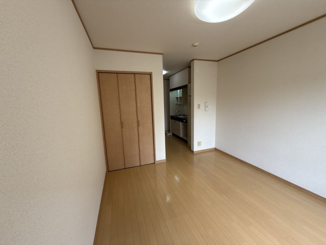 アミスタ花北の洋室