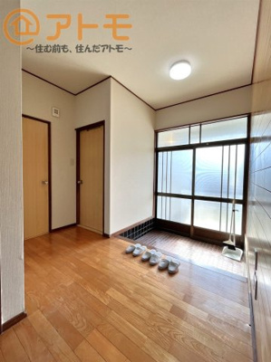 【玄関】 | 富士市桑崎　中古戸建　全1棟