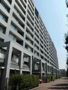 It's東京フォーサイトスクエアの外観