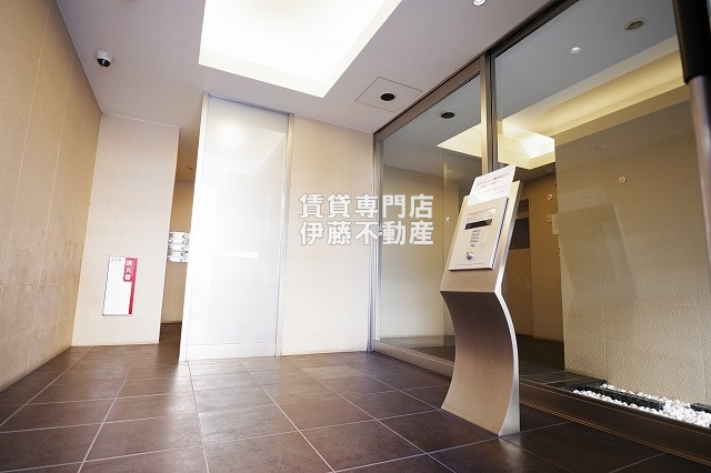 パルティール城西のエントランス