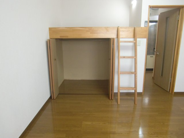 メゾン・ミレニアムEの収納