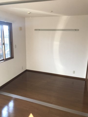 【洋室】 | ラ・トゥーエル