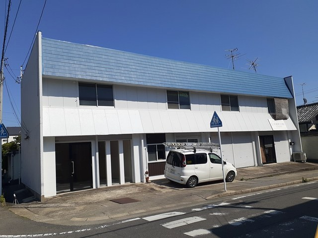 緑区作の山店舗の外観