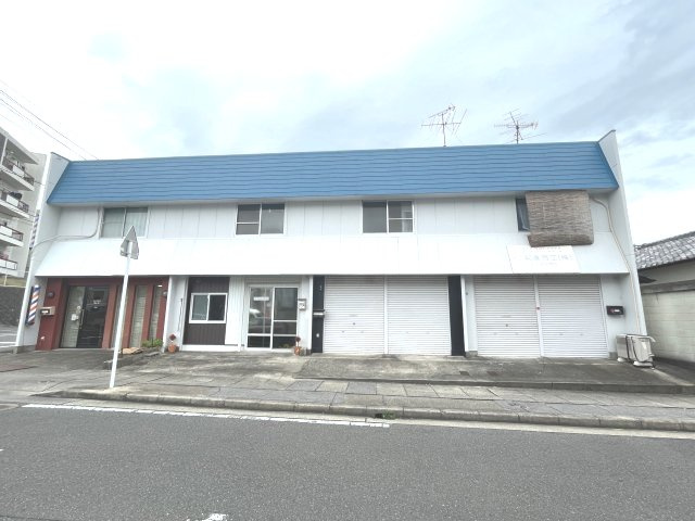 緑区作の山店舗の外観