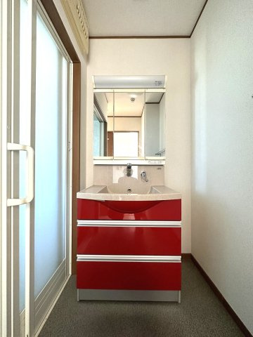 ベルリーフIIの洗面所|広い洗面スペース