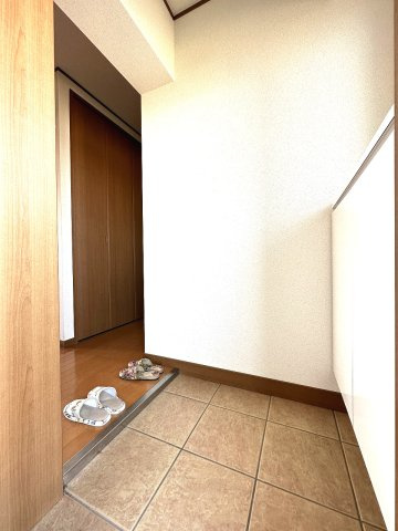 ベルリーフIIの玄関|収納もある玄関です