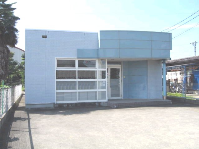 丹陽町重吉字城戸事務所の外観