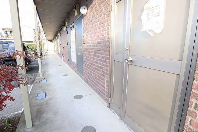 アムール山﨑のエントランス