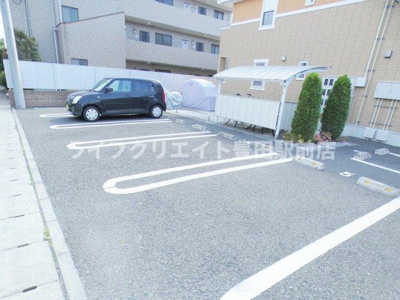 【駐車場】 | テラス・吹上