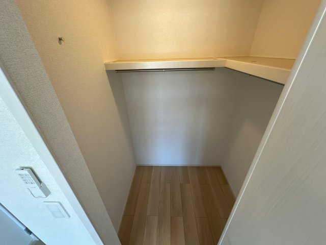 オイコス　オニロ　相生Ｅの収納