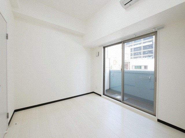 ＢＬＵＥ西長堀の居間・リビング