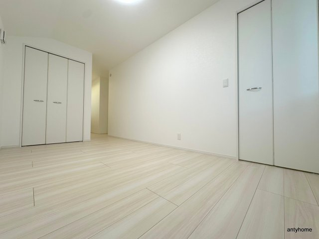 吹田市上山手町のアパートの寝室