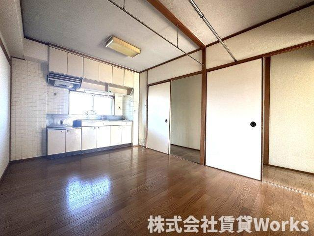 徳島サンハイツの居間・リビング|おしゃれな居間です